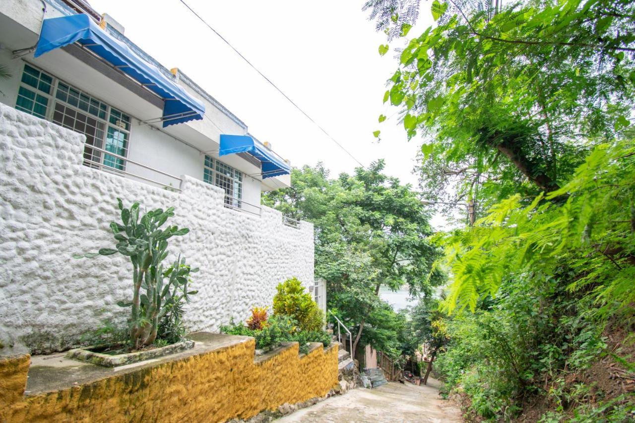 Perth House Taganga Apartment Exterior photo