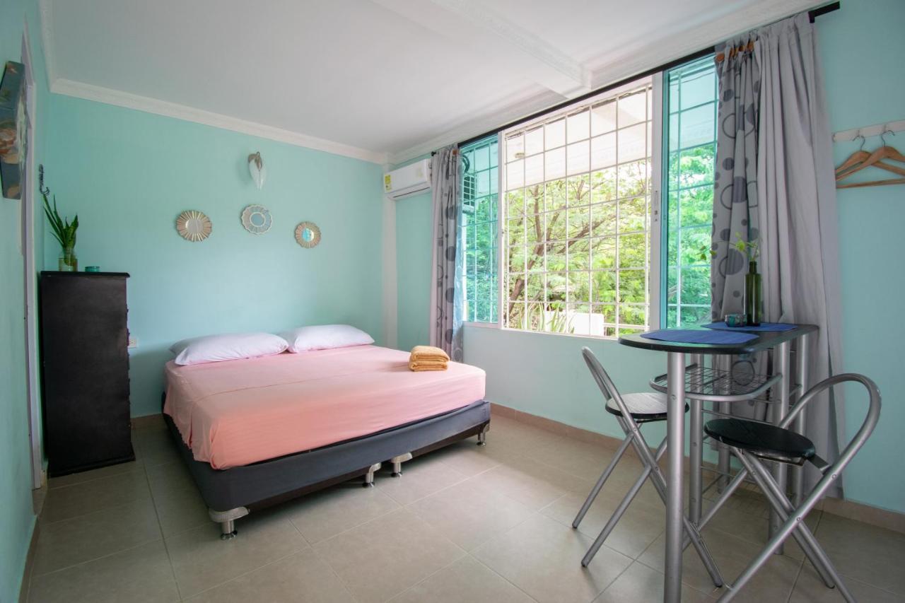 Perth House Taganga Apartment Exterior photo