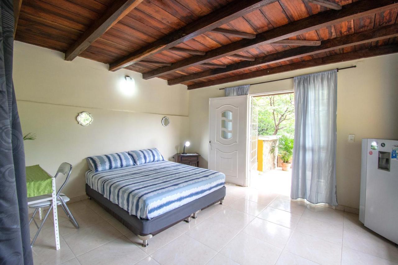 Perth House Taganga Apartment Exterior photo